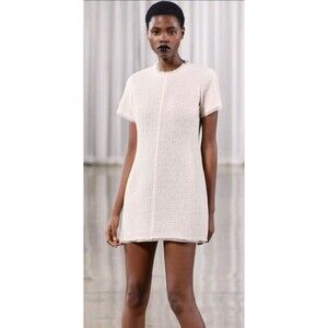 NWT_ZARA WOMAN SS24 SHORT STRUCTURED DRESS ZW COLLECTION _White  Size L.